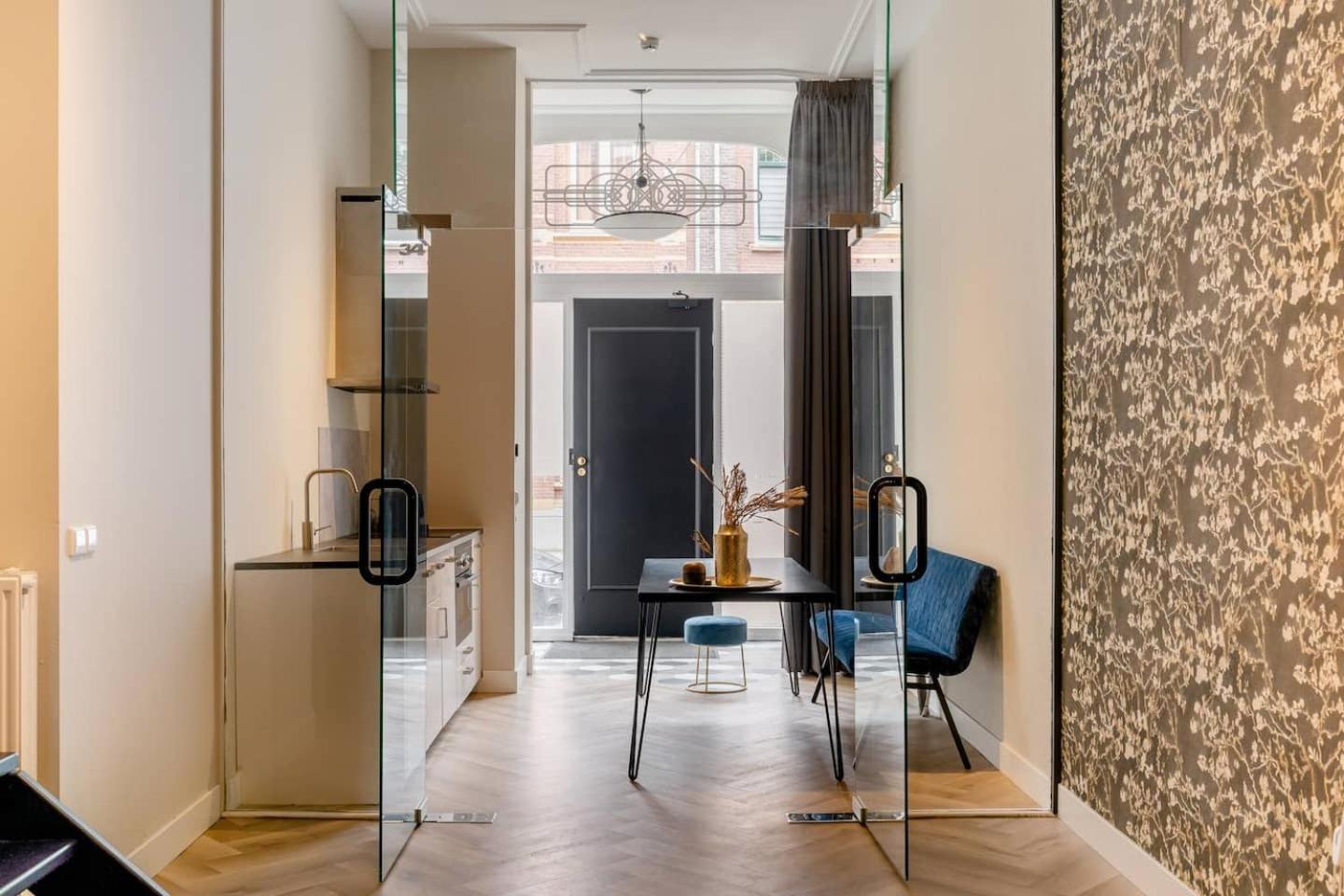 Child Favorite Coach House City Villa Tilburg Bagian luar foto
